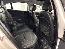 2018 Jaguar XE 25t AWD Prestige - Photo 17