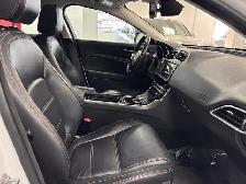 2018 Jaguar XE 25t AWD Prestige - Photo 18