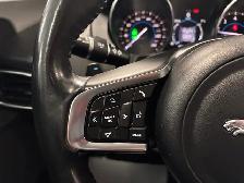 2018 Jaguar XE 25t AWD Prestige - Photo 22