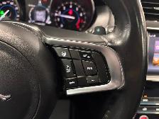 2018 Jaguar XE 25t AWD Prestige - Photo 23