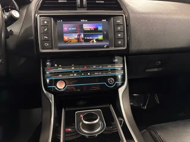 2018 Jaguar XE 25t AWD Prestige - Photo 24