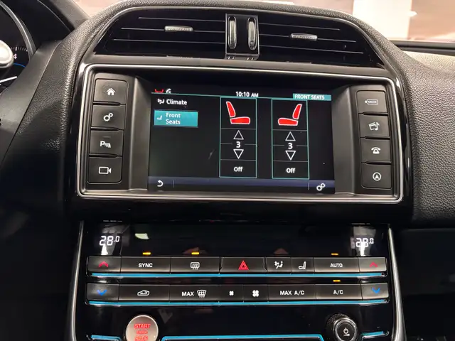 2018 Jaguar XE 25t AWD Prestige - Photo 29