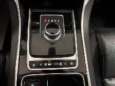 2018 Jaguar XE 25t AWD Prestige - Photo 32