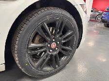 2018 Jaguar XE 25t AWD Prestige - Photo 36