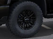 2026 Chevrolet Silverado 2500HD ZR2 - Photo 9