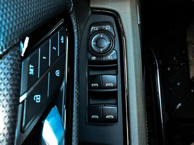 2026 Chevrolet Silverado 1500 ZR2 - Photo 18