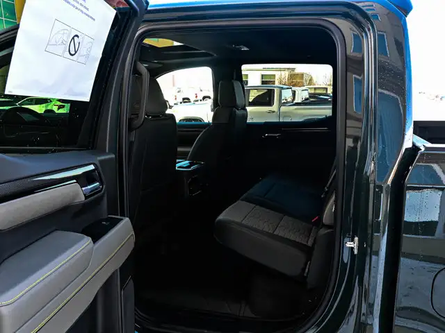 2026 Chevrolet Silverado 1500 ZR2 - Photo 33