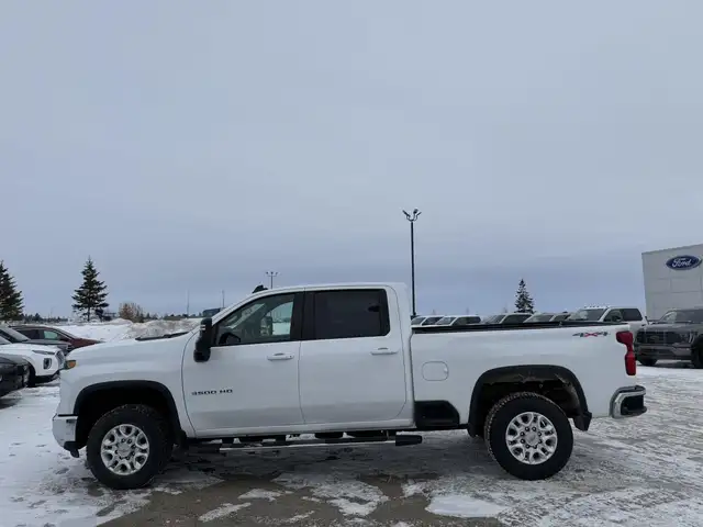 2025 Chevrolet Silverado 3500HD LT / DURAMAX! / HSEATS! / HSTEER - Photo 6