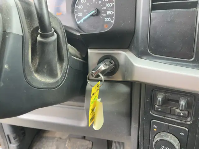 2023 Ford F-250 Super Duty - Photo 26