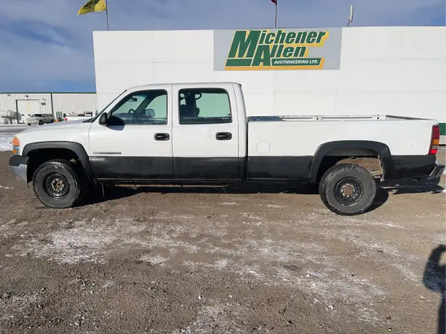 2002 GMC Sierra 2500HD - Photo 5