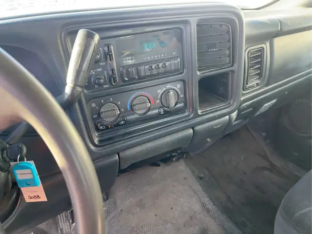 2002 GMC Sierra 2500HD - Photo 16