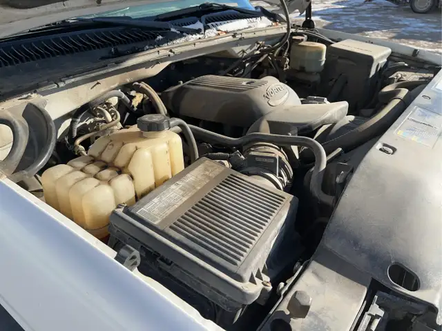 2002 GMC Sierra 2500HD - Photo 23