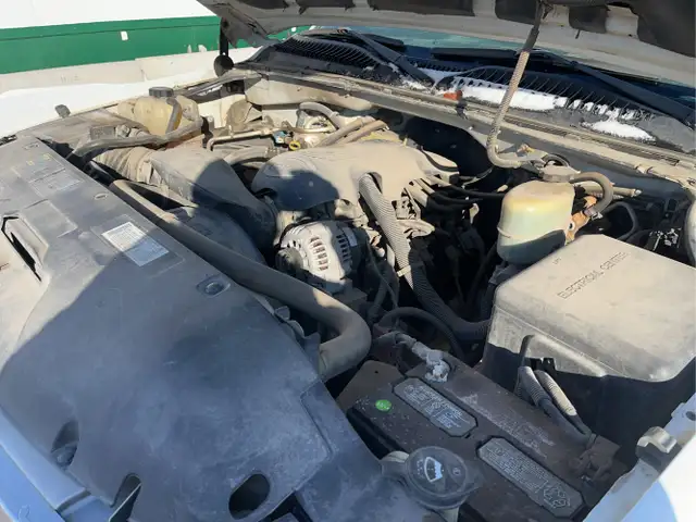 2002 GMC Sierra 2500HD - Photo 25