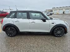 2017 MINI Cooper 5-door - Photo 4