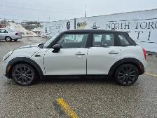 2017 MINI Cooper 5-door - Photo 8