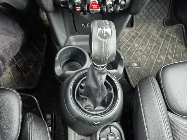 2017 MINI Cooper 5-door - Photo 17