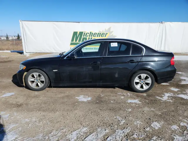 2006 BMW 325i - Photo 2