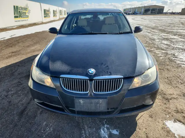 2006 BMW 325i - Photo 8