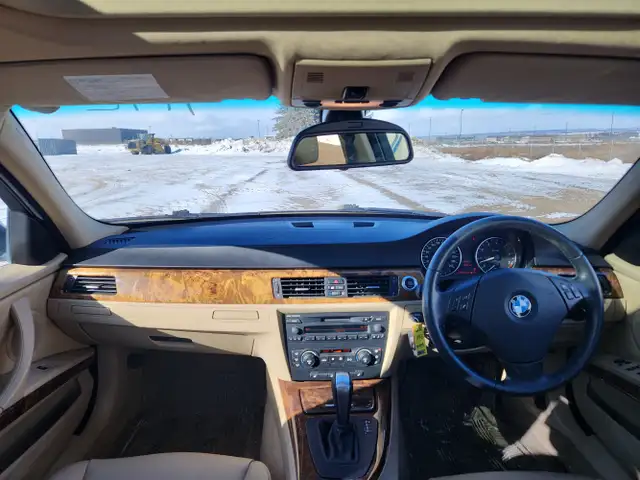 2006 BMW 325i - Photo 18
