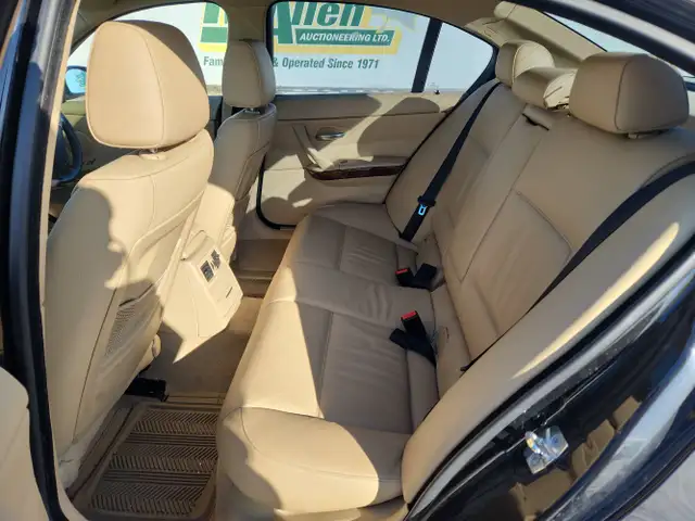 2006 BMW 325i - Photo 21