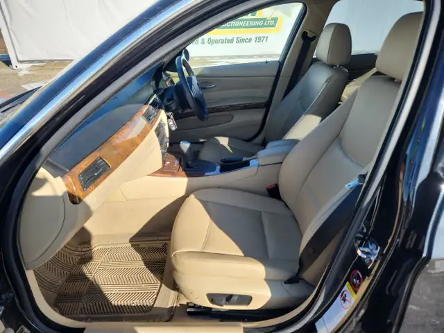 2006 BMW 325i - Photo 22