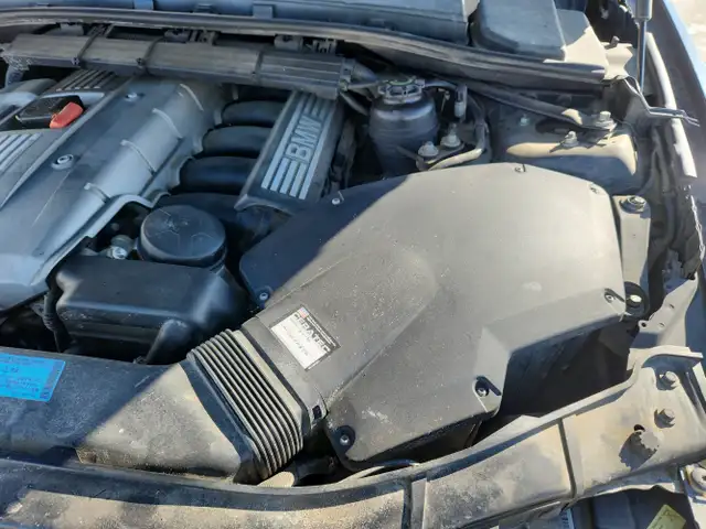 2006 BMW 325i - Photo 24