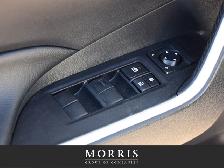 2022 Toyota Rav4 LE - Photo 8