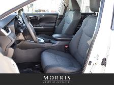 2022 Toyota Rav4 LE - Photo 11