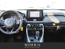 2022 Toyota Rav4 LE - Photo 13