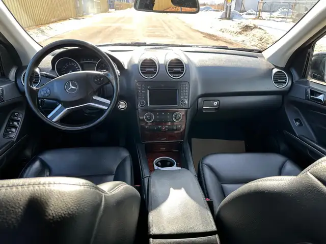 2011 Mercedes-Benz ML350 Bluetec Diesel AWD For Sale. - Photo 9