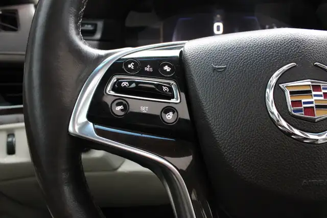2015 Cadillac Escalade - Photo 24