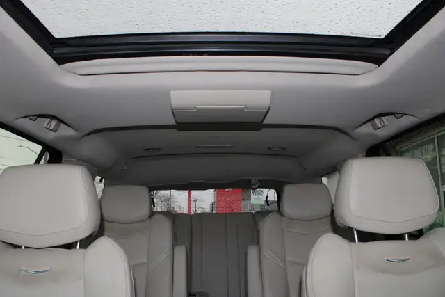 2015 Cadillac Escalade - Photo 28