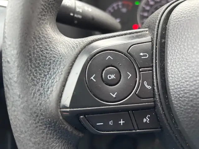 2020 Toyota Corolla LE Automatic - Photo 13