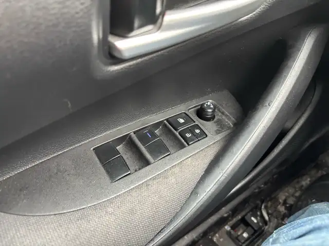 2020 Toyota Corolla LE Automatic - Photo 16