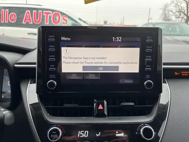 2020 Toyota Corolla LE Automatic - Photo 17