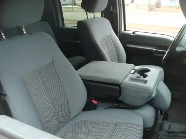 2012 Ford Super Duty F-250 SRW 4X4 CREW CAB XLT - Photo 6