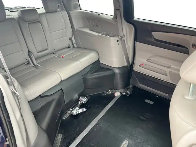2014 Honda Odyssey Touring - Photo 14