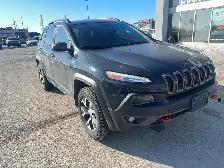 2017 Jeep Cherokee 4WD 4dr Trailhawk for sale - Photo 3