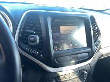 2017 Jeep Cherokee 4WD 4dr Trailhawk for sale - Photo 9