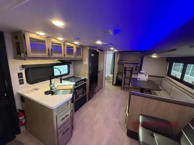 2026 Forest River RV Cherokee Grey Wolf Black Label 26DBHBL - Photo 7