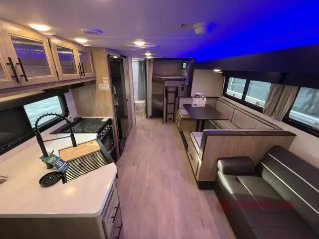 2026 Forest River RV Cherokee Grey Wolf Black Label 26DBHBL - Photo 8