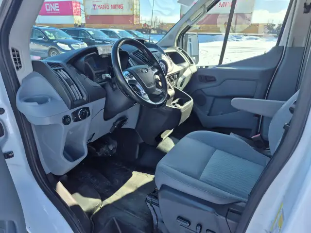 2017 Ford Transit Cargo Van - Photo 4