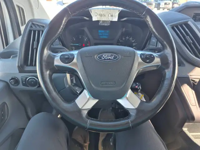 2017 Ford Transit Cargo Van - Photo 5