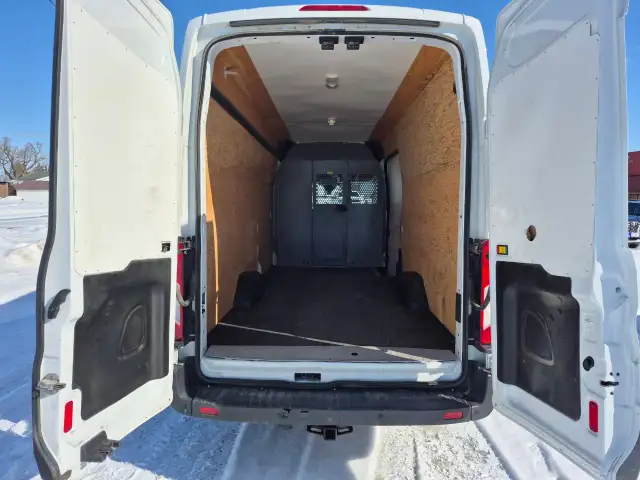 2017 Ford Transit Cargo Van - Photo 11
