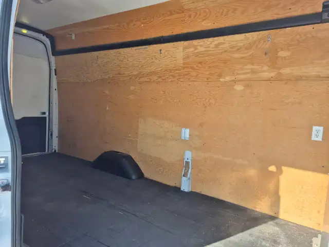 2017 Ford Transit Cargo Van - Photo 13
