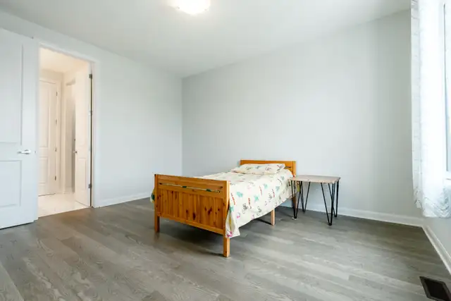 Orleans spacious bedroom with private bathroom for rent $950 - Photo 7