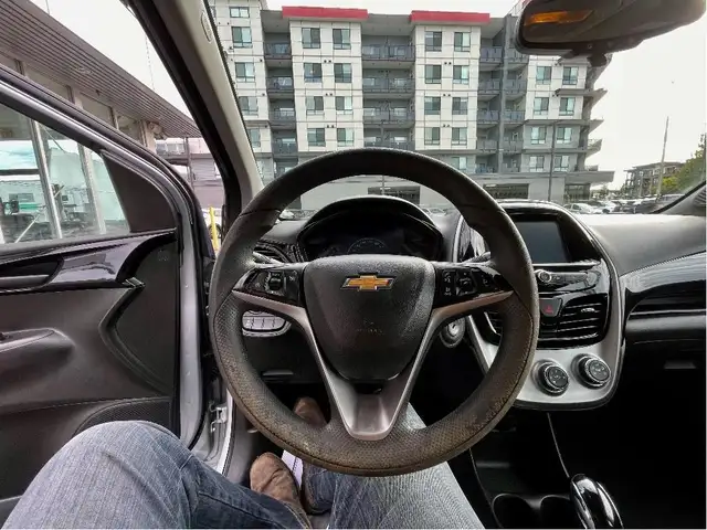 2018 Chevrolet Spark LT AUTO PWR GROUP A/C B/U CAMERA - Photo 22