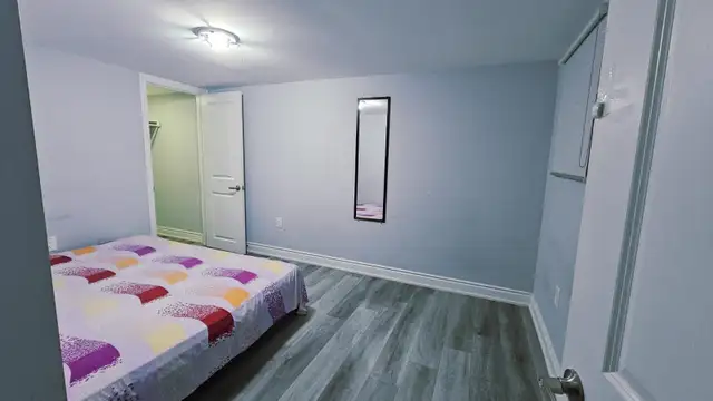 Private room available for girl - Photo 9