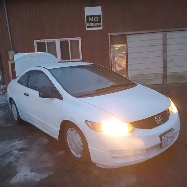 2010 HONDA CIVICIMPECCABLERUNS FLAWLESS NO RUST - Photo 2