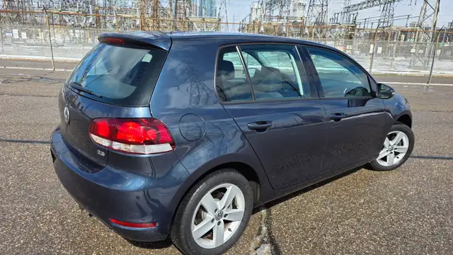 2011 Volkswagen Golf GREAT SHAPE-NO ACCIDENTS-CERTIFIED - Photo 11